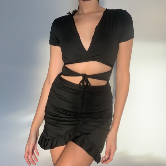 Reigning Queen black summer dress - Picture 2 of 5